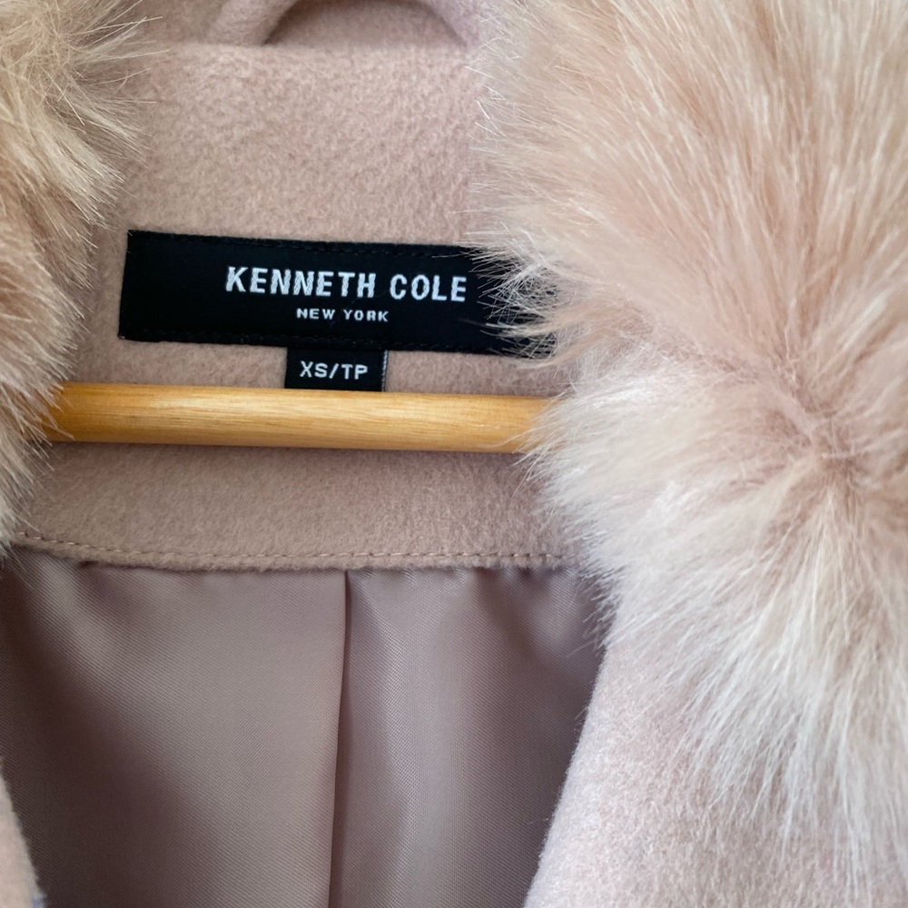 coat - Picture 3 of 6